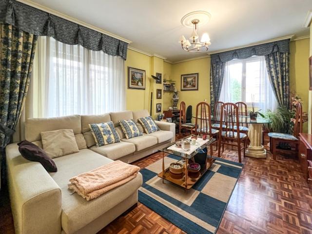Piso En venta en Vitoria - Gasteiz photo 0