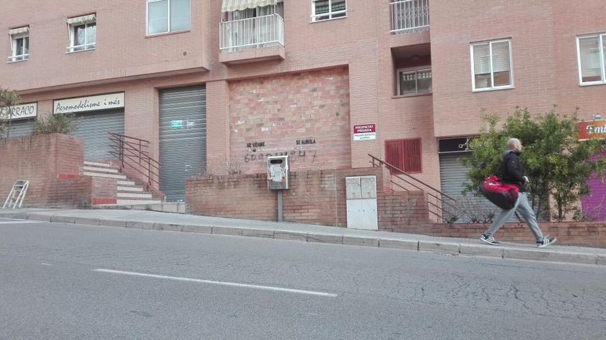 Local comercial en Venta en Tarragona Tarragona photo 0