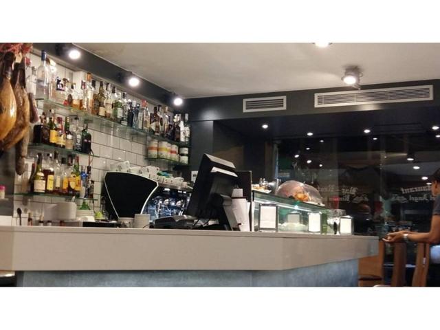 JTO. MERCAT NINOT RESTAURANTE EN FUNCIONAMIENTO MAS 30 AÑOS. TRASPASO POR JUBILACION photo 0