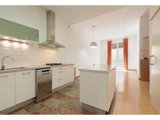 VIVIENDA SIN ASCENSOR * PRIMER PISO REAL * REFORMADA * EN EL CORAZON BARRIO DE GRACIA photo 0