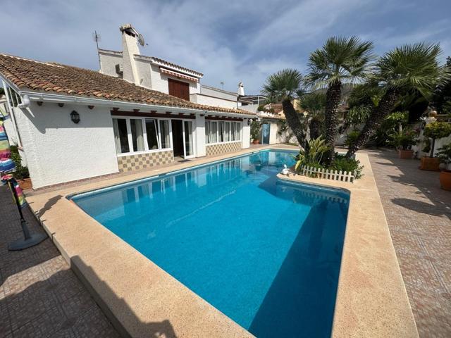 chalet 6 dormitorios 4 baños en Benidorm photo 0