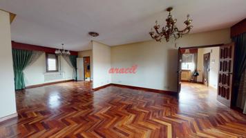 Piso En venta en Ourense photo 0