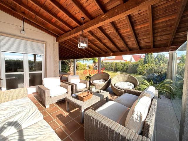 Unifamiliar En venta en O Pereiro de Aguiar photo 0