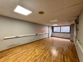 Oficina En alquiler en Ourense photo 0