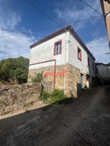 Casa En venta en Ourense photo 0