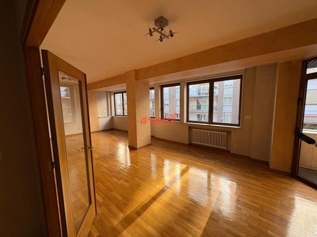 Piso En venta en Ourense photo 0