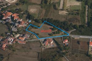Terreno Urbanizable En venta en San Cibrao das Viñas photo 0