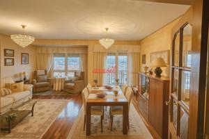 Piso En venta en Ourense photo 0