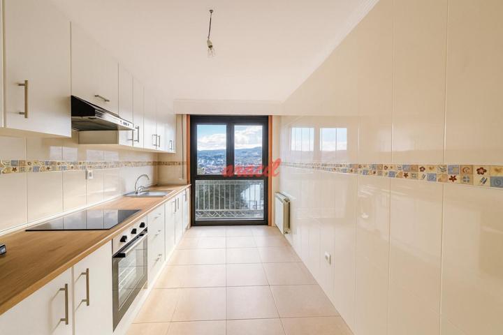 Piso En alquiler en Ourense photo 0