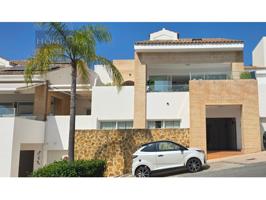 Villa En venta en Benalmádena photo 0