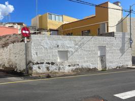 Terrenos Edificables En venta en Ingenio photo 0
