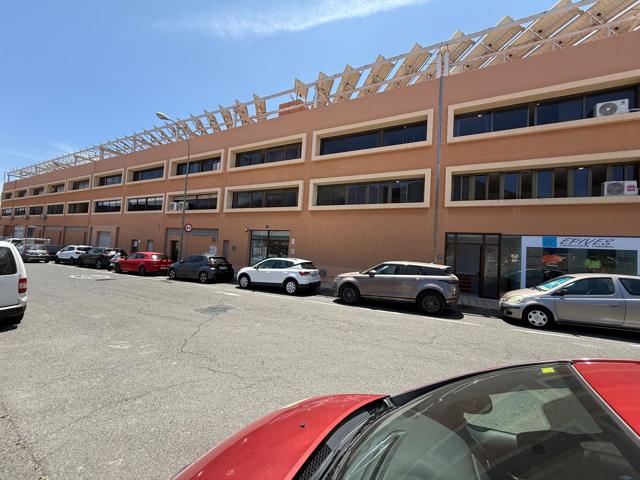 Oficina En venta en Las Palmas de Gran Canaria photo 0