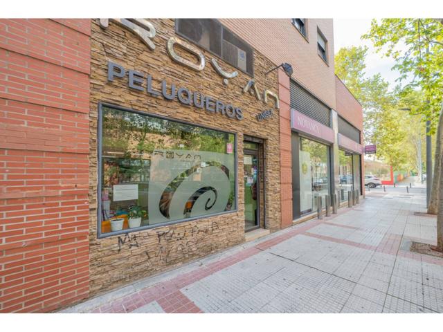 Local en venta en Calle Parque Bujaruelo, 8 photo 0