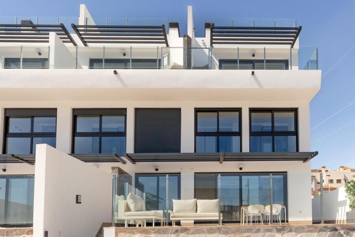 Espectacular residencial de lujo situado a 800 Metros de la playa de Guardamar photo 0