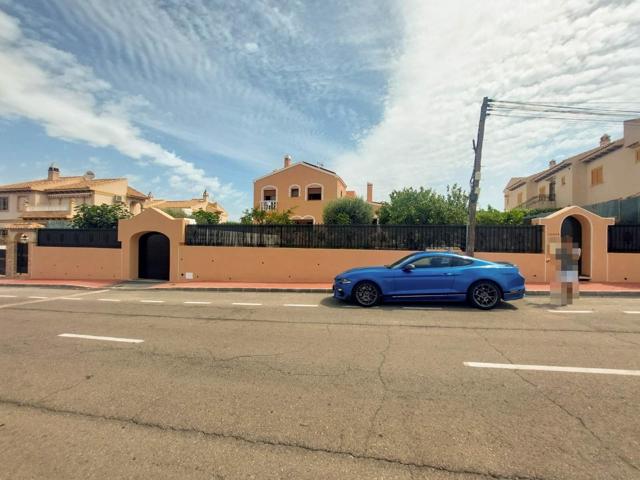 Magnífica villa independiente con piscina privada en Aguas Nuevas, Torrevieja photo 0