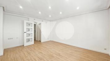 PISO EN VENTA EN SAN ISIDRO, CARABANCHEL, MADRID photo 0