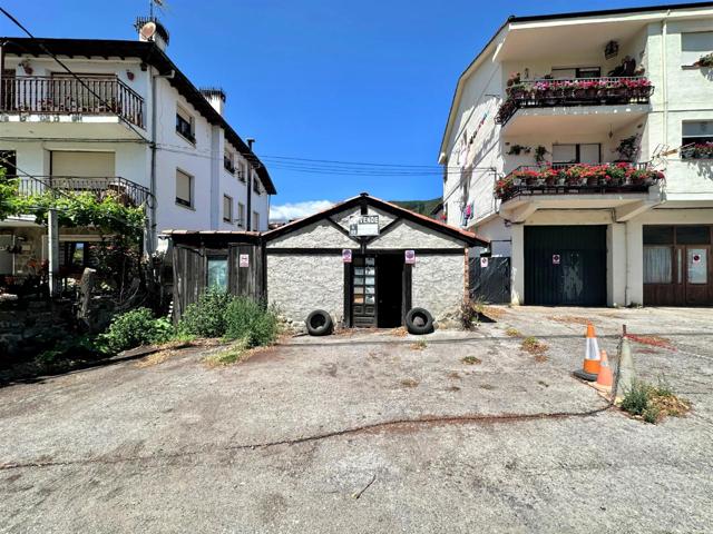 ¡¡ ATENCIÓN PROMOTORES!! ¡¡SUELO URBANO EN EL CENTRO HISTÓRICO DE POTES!! photo 0