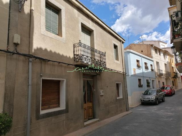 CASA EN VENTA EN RELLEU PUEBLO photo 0