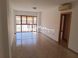 En venta piso en Callosa d'en Sarrià photo 0