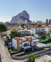 En venta maravilloso chalet pareado en Calpe photo 0