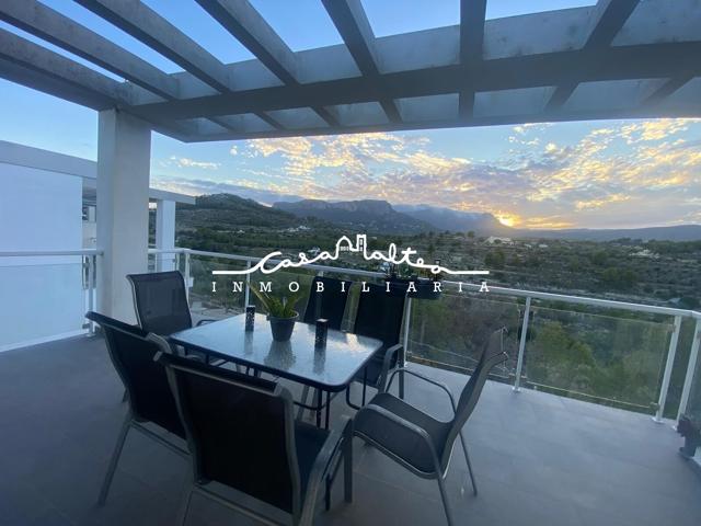 MAGNIFICO CHALET DUPLEX ZONA EMPEDROLA, CALPE photo 0