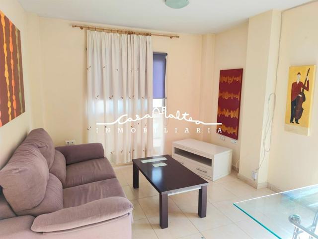 Se vende apartamento con trastero para larga temporada! photo 0