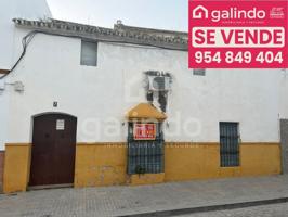 Casa En venta en Paradas photo 0
