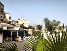 Unifamiliar Pareada En venta en Bonalba-Cotoveta, Mutxamel photo 0