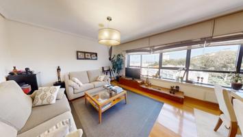 ¡Exclusiva Propiedad en Venta con Vistas Espectaculares en A Coruña! photo 0