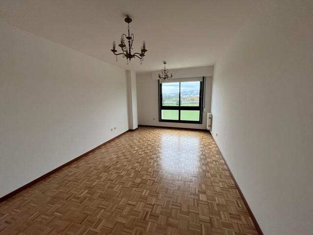 Se alquila piso con terraza en Narón photo 0