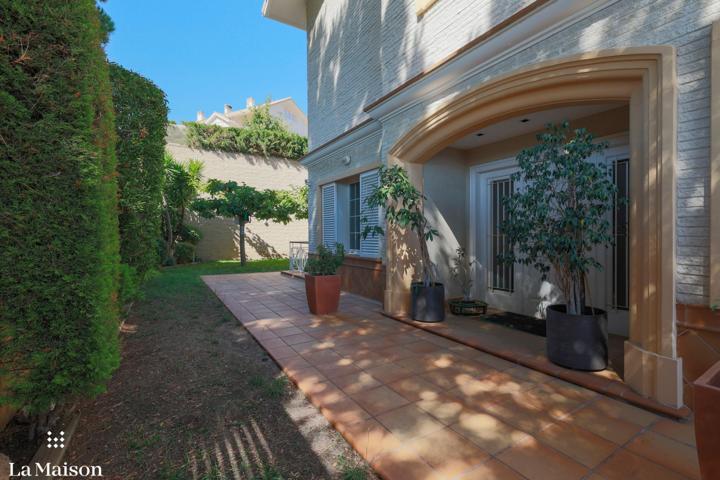 Unifamiliar Pareada En venta en El Remei - Castell, Premià De Dalt photo 0