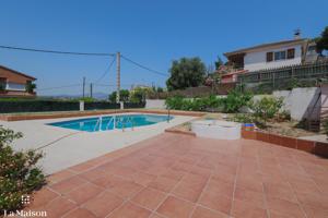 Casa En venta en Can Salgot, Lliça Damunt photo 0