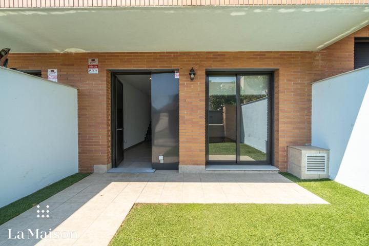 Casa pareada photo 0