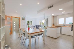 Casa En venta en Centre, Sant Iscle De Vallalta photo 0