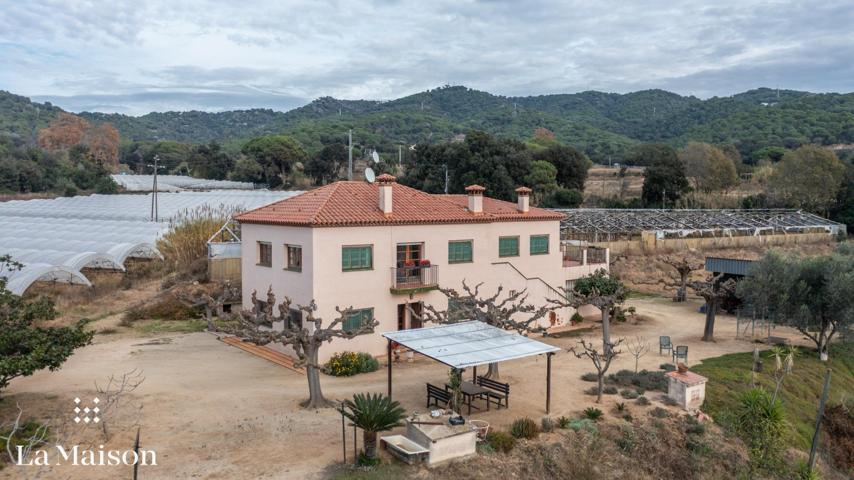 Casa De Campo En venta en Barri De La Pujada, Argentona photo 0