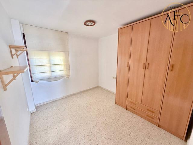 Piso con plaza de aparcamiento y trastero photo 0