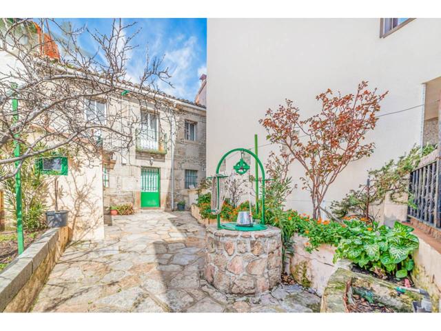 Chalet adosado en venta en calle de Manuel Semprum photo 0