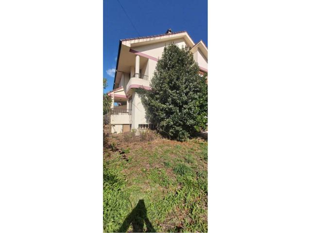 Venta de Chalet Adosado en Ruesga photo 0