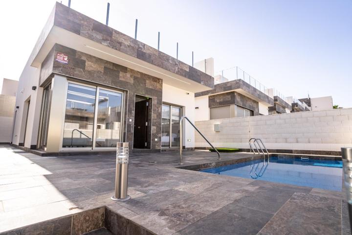 Impresionante villa en Orihuela Costa photo 0