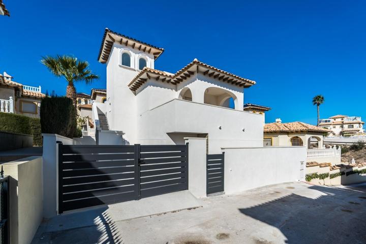Villa moderna completamente reformada con piscina privada cerca de la playa y Zenia Boulevard photo 0
