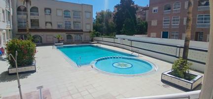 Venta de apartamento con piscina y 2 dormitorios cerca de Playa de Los Locos photo 0