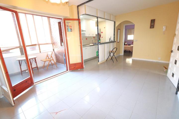 Apartamento espacioso en Torrevieja — ¡a solo 200 m de la playa! photo 0