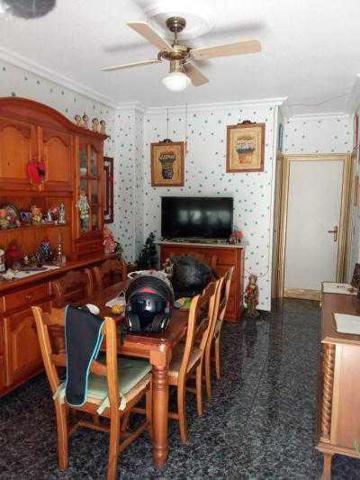 BUNGALOW EN SAN PEDRO DEL PINATAR – 2 DORMITORIOS Y PATIO, SIN VECINOS photo 0