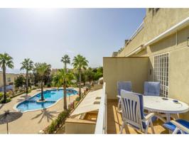 Top floor apartment with Sea Views photo 0