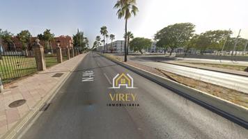 Luminoso Piso a la Venta con Piscina Garaje y Trastero en Zona Norte El Puerto De Santa Maria photo 0