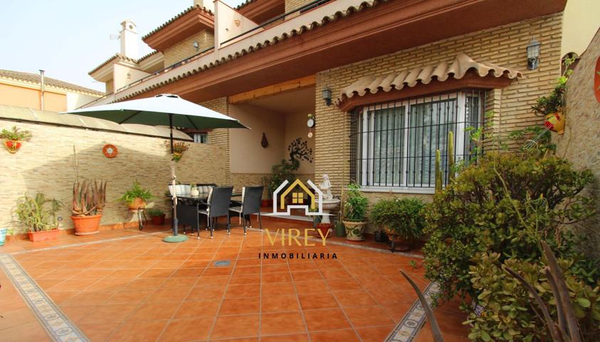 MAGNIFICO CHALET ADOSADO EN EL TOMILLAR, EL PUERTO DE SANTA MARIA photo 0