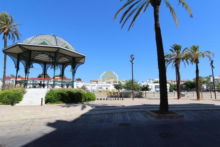 VIVIENDA A LA VENTA EN PLENO CENTRO DE CHICLANA photo 0