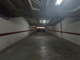VENTA DE GARAJE CÉNTRICO EN C-POLUX LA FLORIDA photo 0
