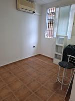 SE VENDE LOCAL photo 0
