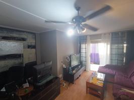 ¡Chollo del Mes! Piso de 90 m², 4 habitaciones, con Terraza y Garaje Opcional photo 0